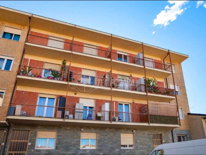 Appartamento trilocale in vendita in Via Piero Maroncelli, San Pietro, Moncalieri