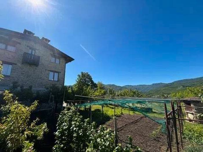 Appartamento trilocale in vendita in Pareto, Centro, Ferriere