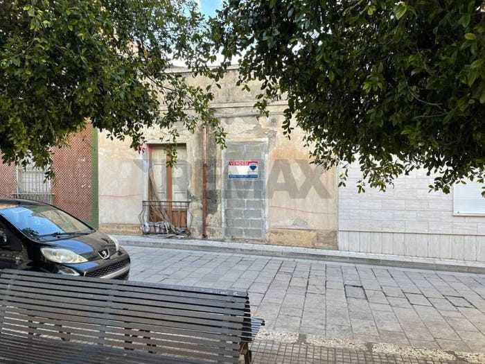 Casa trilocale in vendita in Via Giuseppe Cirinnà, Centro, Pachino