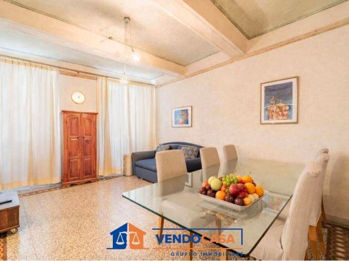Appartamento trilocale in vendita in Via del Sole, Santa Maria Novella, Firenze