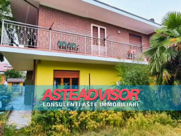 Casa con 6 locali in vendita in Via Rocca, San Giovanni, Nole
