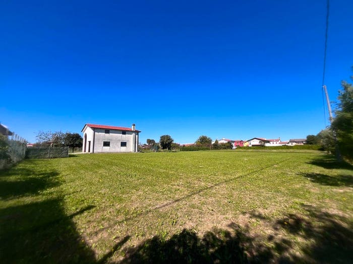 Casa quadrilocale in vendita in Via Fratelli Cervi, Centro, Camponogara