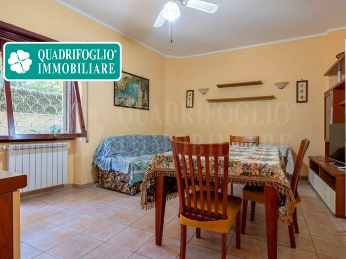 Appartamento trilocale in vendita in Via dei Navicellari, Ostia Levante, Roma