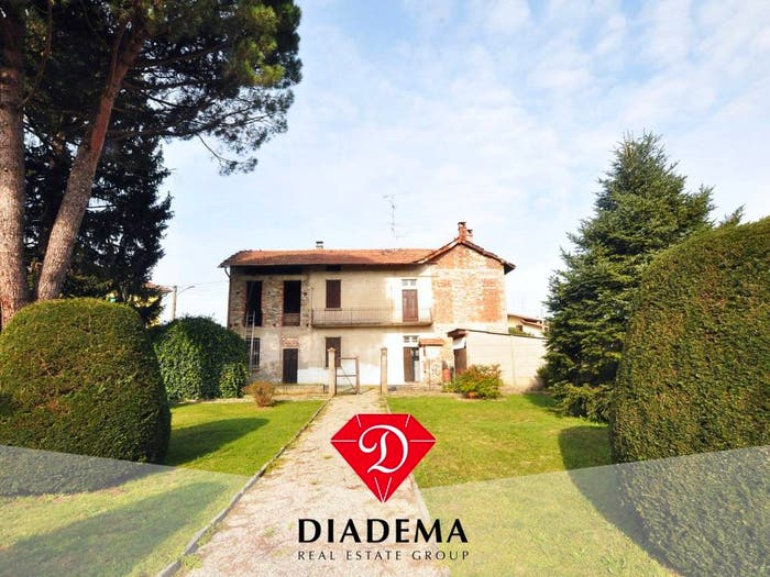 Casa con 5 locali in vendita in Libertà, Besnate