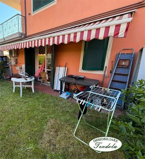 Appartamento monolocale in vendita in Caniparola, Fosdinovo