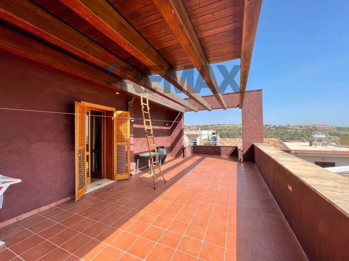 Casa con 6 locali in vendita in via passo gatta, Modica Alta, Modica