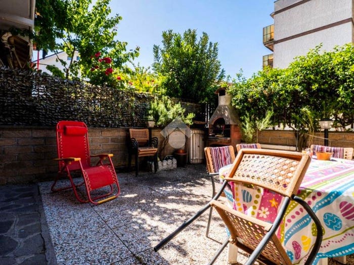 Casa quadrilocale in vendita in Via Delle Vigne Nuove, Centro, Mentana