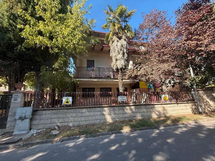 Appartamento trilocale in vendita in Via Puglie, Bastia, Bastia Umbra