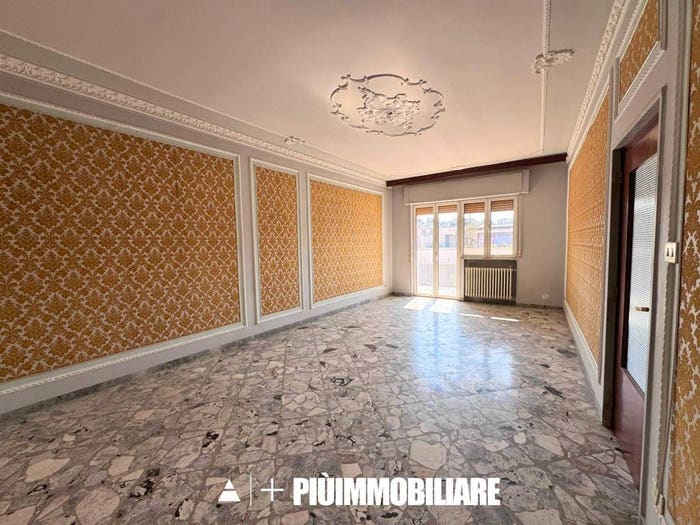 Appartamento quadrilocale in vendita in Via Andrea Serrao, Centro, Matera