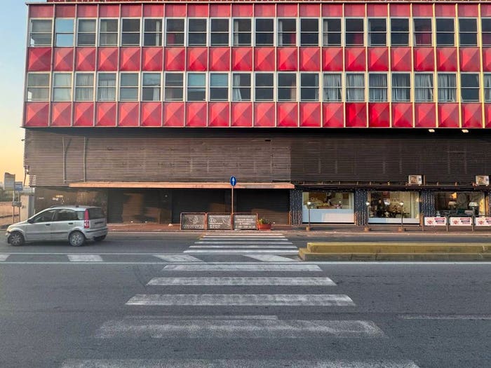 Casa con 6 locali in vendita in Via Argine, Zona Industriale Marina, Napoli