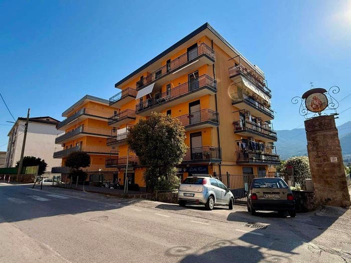 Appartamento trilocale in vendita in Via Luigi Ferrara, Centro, Cava de' Tirreni