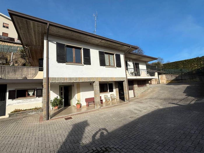 Casa trilocale in vendita in Via Galli, Paratico