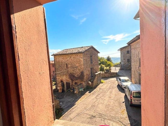 Appartamento quadrilocale in vendita in Via del Poggio, Quinzano, Loiano