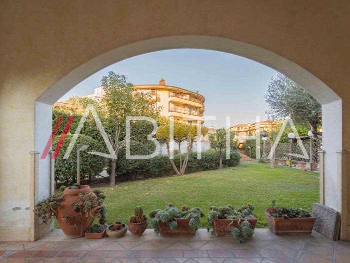 Casa con 6 locali in vendita in Via Molise, Santa Lucia, Fonte Nuova