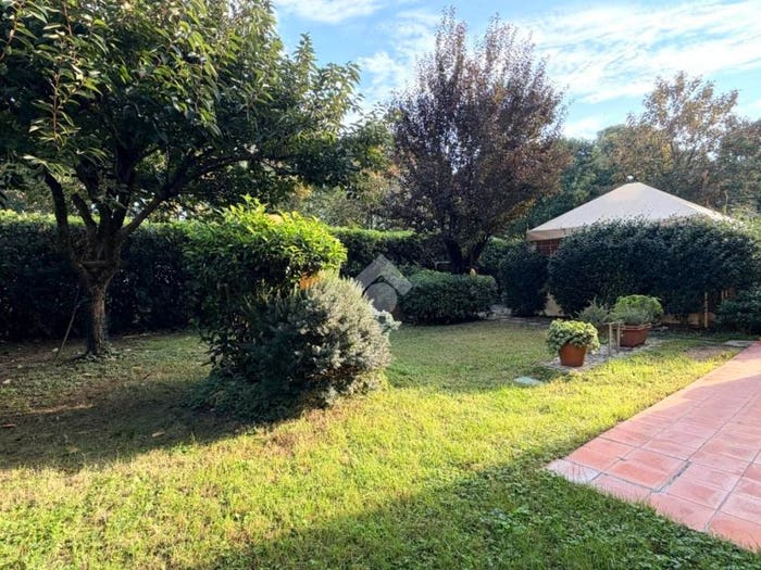 Appartamento quadrilocale in vendita in Via della Colombina, Capalle La Villa Esselunga, Campi Bisenzio