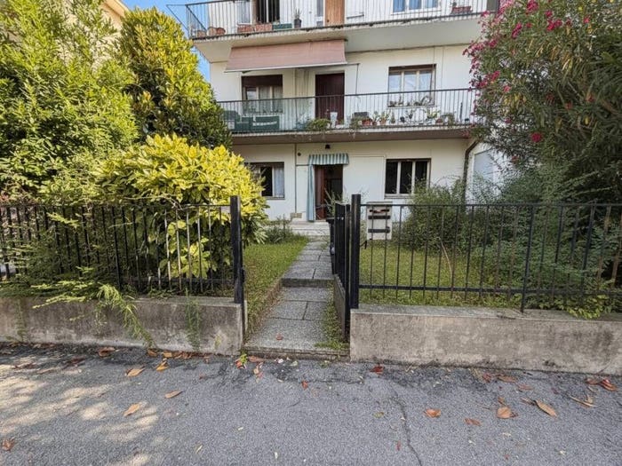 Appartamento quadrilocale in vendita in Viale Giacomo Matteotti, Battaglia Terme