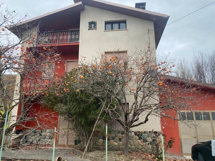 Casa con 6 locali in vendita in Strada di Gobbi Schiavi, Bobbio