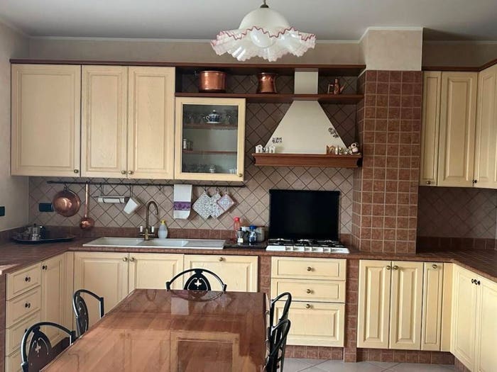 Appartamento con 6 locali in vendita in Via Carpignana, Ascoli Piceno