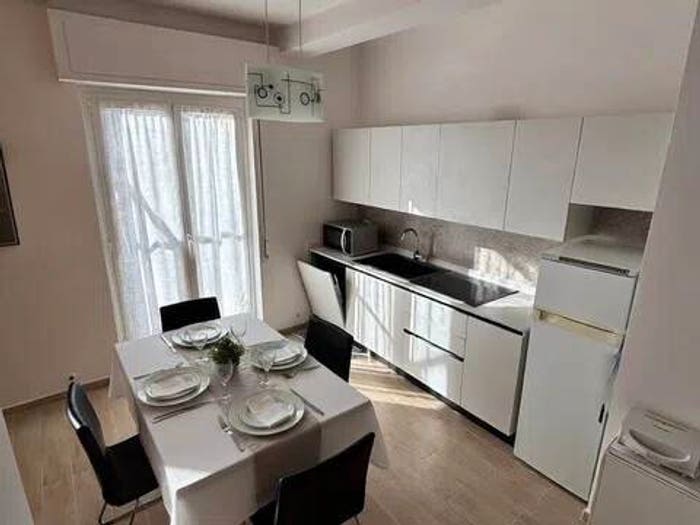 Appartamento trilocale in vendita in Fenarina Via Neghelli Collina di Ponente, Alassio
