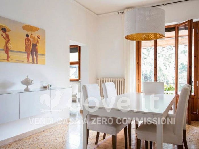Appartamento con 5 locali in vendita in Viale Stazione di Subbiano, Centro, Capolona