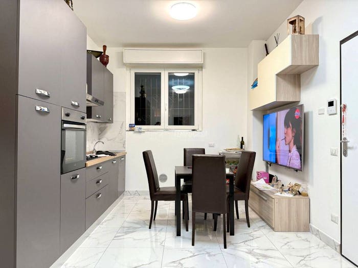 Appartamento trilocale in vendita in Via Benedetto Diotti, Baggio, Milano