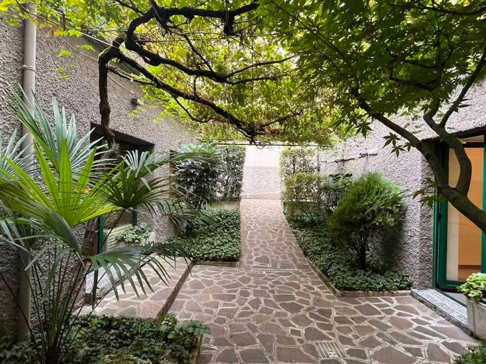 Appartamento con 6 locali in vendita in Via Caradosso, Vincenzo Monti, Milano