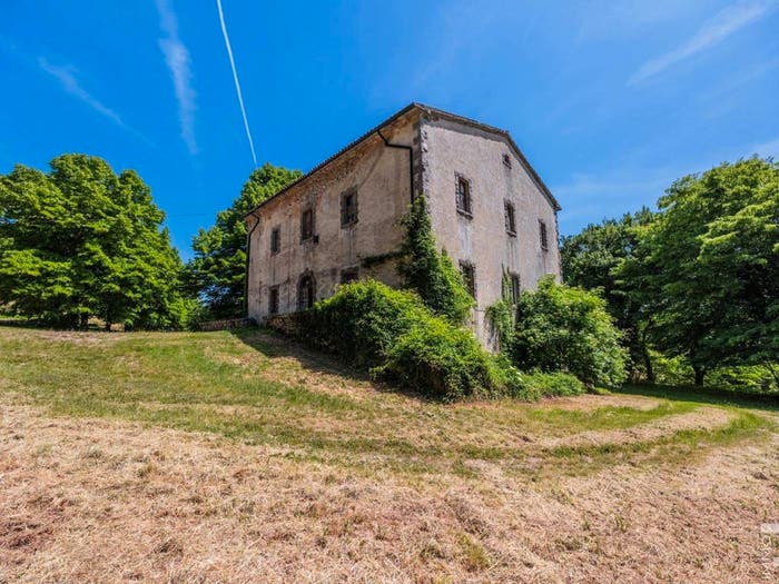 Casa con 6 locali in vendita in Via del Cornacchino, Selvena, Castell'Azzara