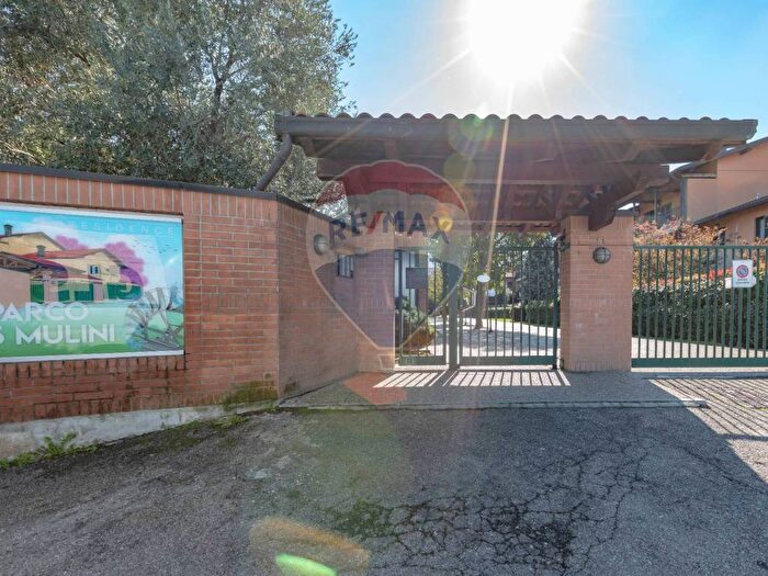 Casa con 5 locali in vendita in via XXIV maggio, San Vittore Olona