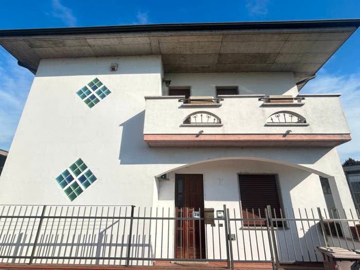 Casa trilocale in vendita in Via Gramsci, Centro, Sannazzaro de' Burgondi
