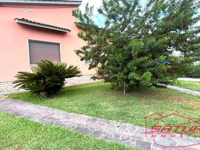 Casa con 5 locali in vendita in Lammari Lunata, Capannori