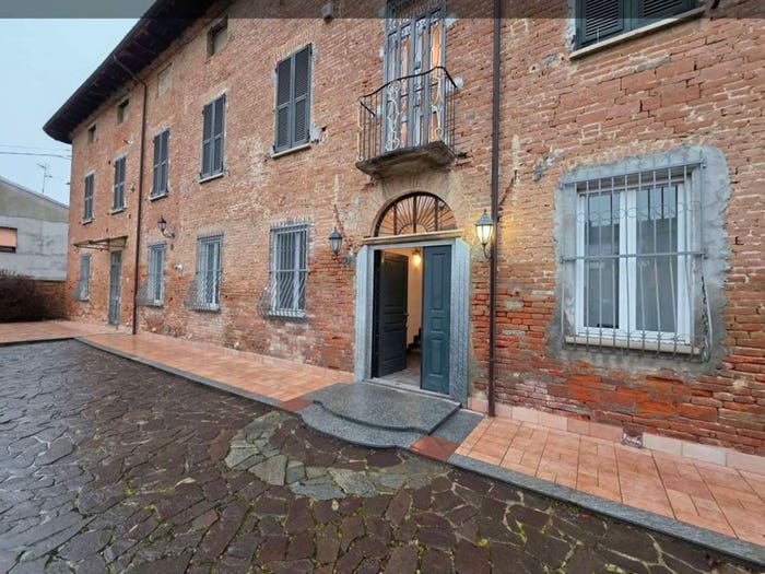 Appartamento trilocale in vendita in Via Desaix, Castelceriolo, Alessandria