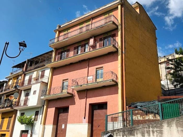 Casa con 6 locali in vendita in Via Roma, Montorio Romano