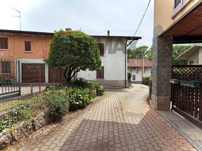 Casa trilocale in vendita in VIA CADORNA, Bodio, Bodio Lomnago