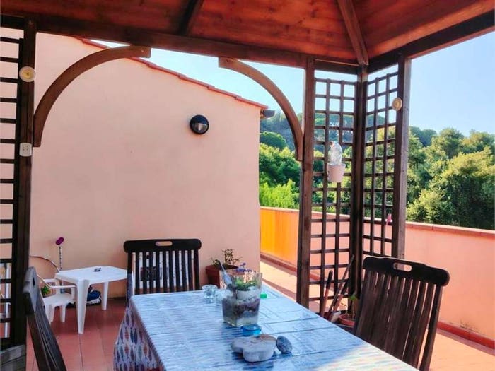 Casa quadrilocale in vendita in Strada Provinciale per l'Enfola, Centro, Portoferraio
