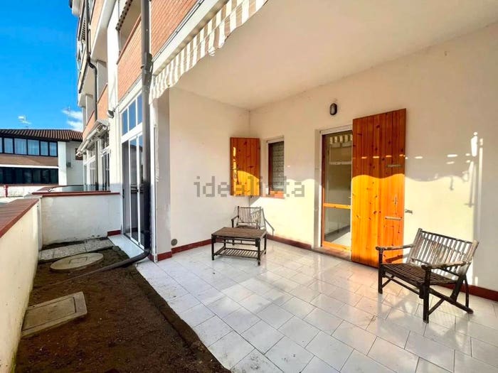 Appartamento trilocale in vendita in Via Mantova, Lido degli Estensi, Comacchio