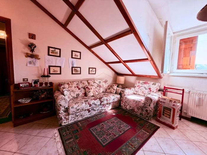 Appartamento trilocale in vendita in Via del Ceraso, Centro, Ovindoli