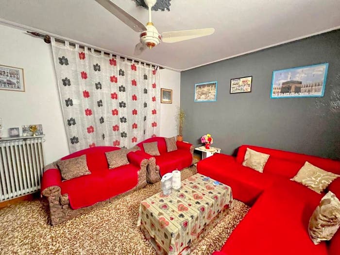Casa con 6 locali in vendita in Via Giuseppe Garibaldi, Centro, Moglia