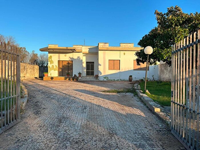Casa con 7 locali in vendita in Sp, Corsano