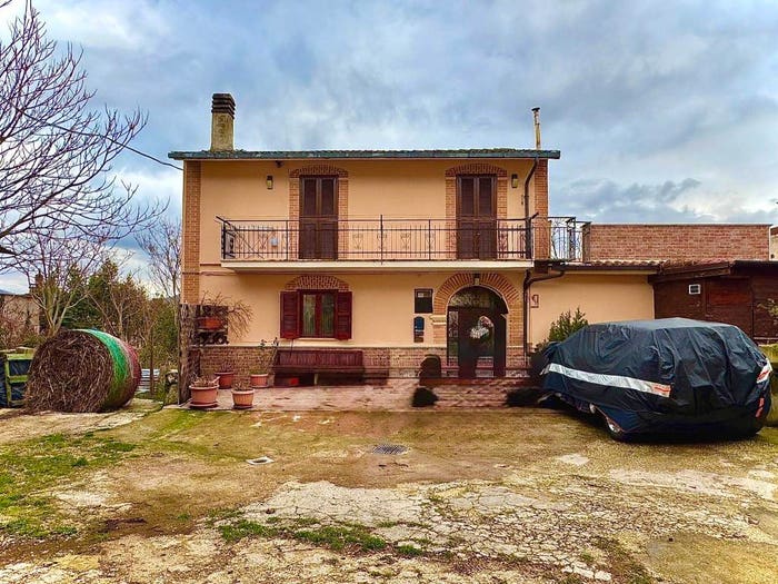 Casa quadrilocale in vendita in Via della Fonte, Massa D'Albe Corona, Massa d'Albe