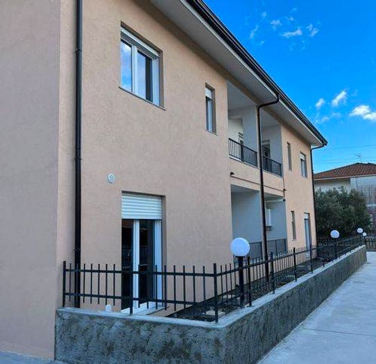 Appartamento quadrilocale in vendita in Viale Principessa B, Settingiano