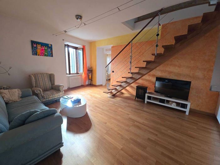 Appartamento con 5 locali in vendita in Via Gioacchino Rossini, Strada, Cingoli