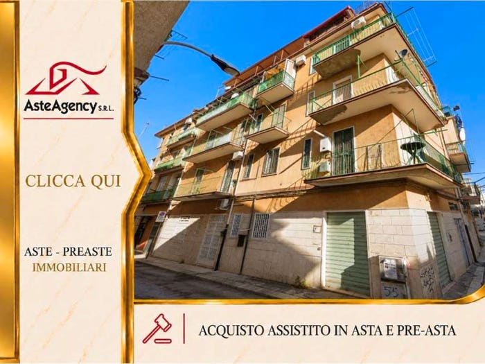 Appartamento quadrilocale in vendita in Via ortovecchio, Quartieri Settecenteschi, Foggia