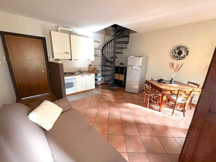 Appartamento bilocale in vendita in Via Giuseppe Mazzini, Villasanta