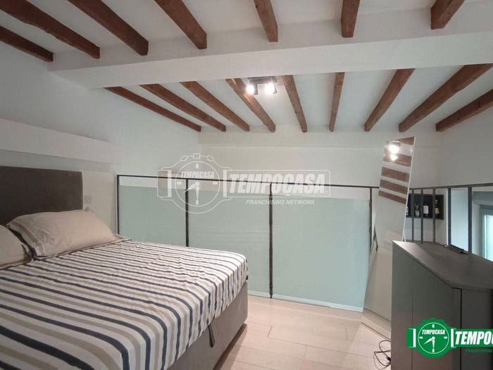 Appartamento bilocale in vendita in Via Ariberto, Corso Genova, Milano