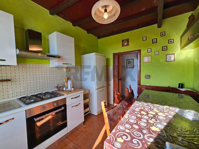 Appartamento trilocale in vendita in Centro, Monterotondo Marittimo