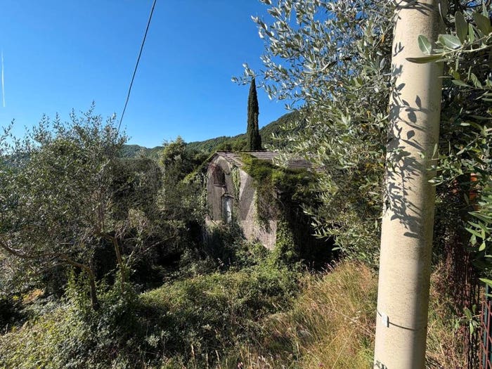Casa con 6 locali in vendita in Via Pannesi, Pannesi, Lumarzo