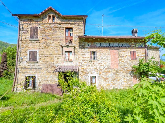 Casa trilocale in vendita in Via dei Ronchi, Polinago
