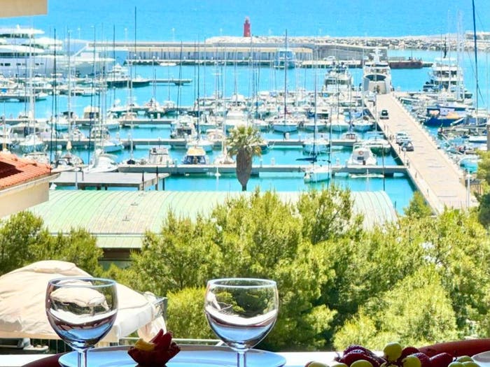 Appartamento bilocale in vendita in Porto Maurizio, Imperia