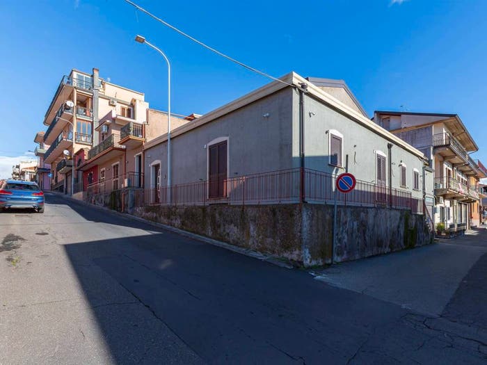 Casa con 5 locali in vendita in Via XI Traversa, Centro, Belpasso