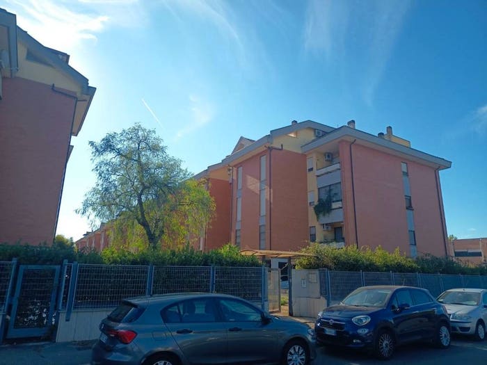 Appartamento quadrilocale in vendita in Via Francesco Cilea, Q, Latina